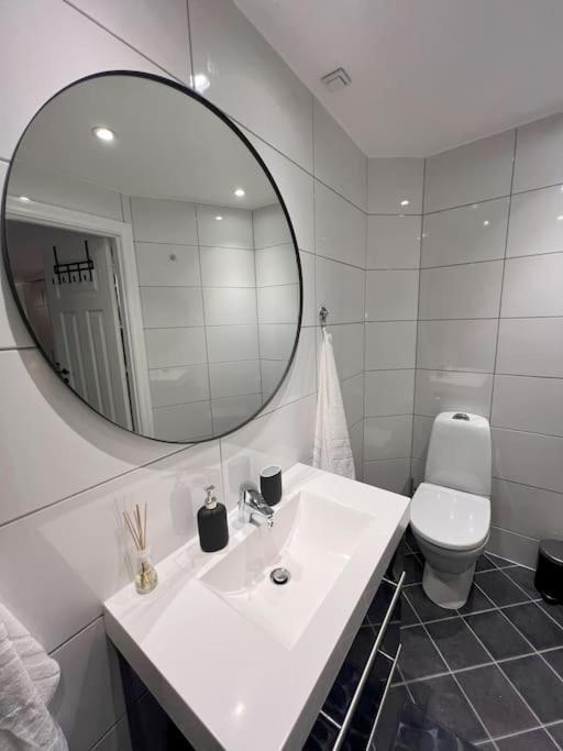 Spacious And Beautiful Apartment In Bergen With Free Parking Buitenkant foto